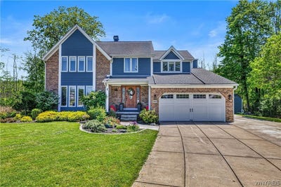 /international/us/5665-green-meadow-court-hamburg-ny-110108442385/