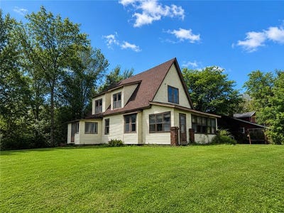 /international/us/305-state-street-east-farmington-wi-110108910002/