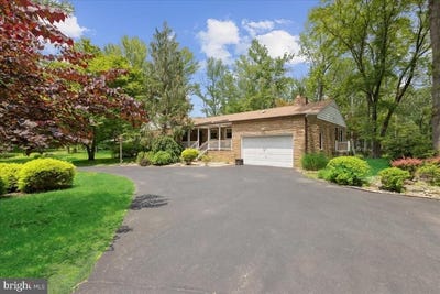/international/us/161-bull-run-road-pennington-nj-110100046373/