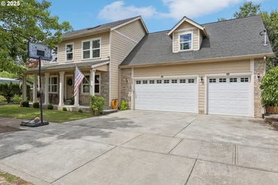 /international/us/111-e-9th-st-newberg-or-110100817260/