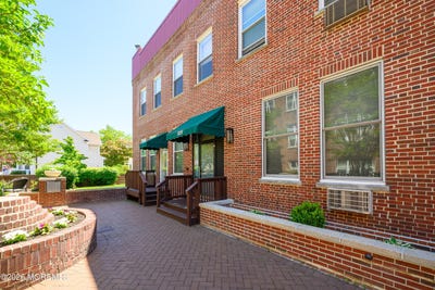 /international/us/523-trinity-place-westfield-nj-110108721438/