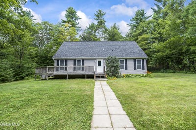 /international/us/125-rabbit-college-road-petersburgh-ny-110101140394/