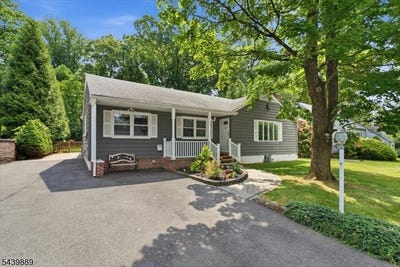 /international/us/41-sycamore-ave-berkeley-heights-twp-nj-110108881885/