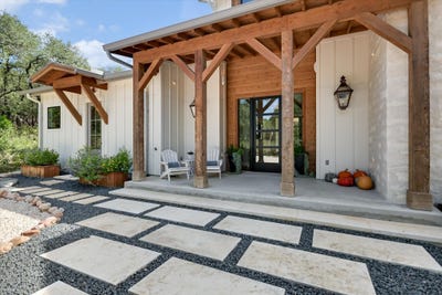 /international/us/540-casey-ln-wimberley-tx-110120485606/