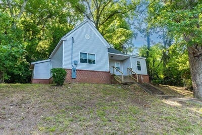 /international/us/2424-campbell-street-chattanooga-tn-110101163670/