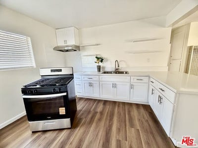 /international/us/829-alpine-st-los-angeles-ca-110106210106/