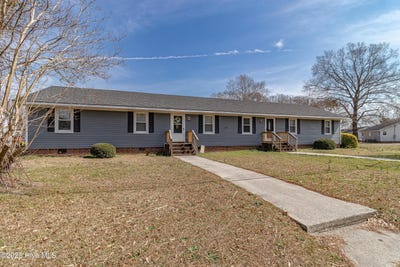 /international/us/1400-clingman-street-goldsboro-nc-110098045554/