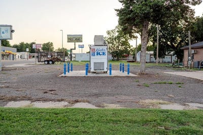 /international/us/701-w-3rd-street-elk-city-ok-110100622239/