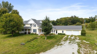 /international/us/2048-horse-creek-road-sidney-ia-110110200313/