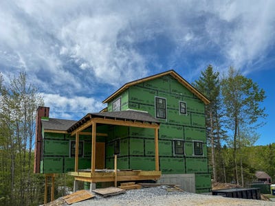 /international/us/100-sawyer-hill-road-mount-holly-vt-110106977789/