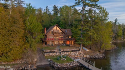 /international/us/703-adirondack-road-schroon-lake-ny-110108195903/