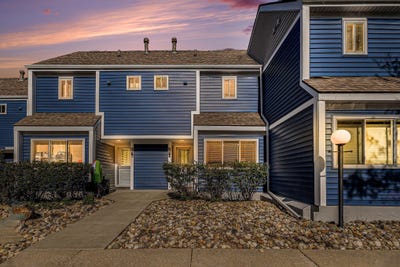 /international/us/261-black-river-street-south-haven-mi-110100472027/