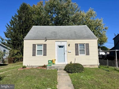 /international/us/13-plateau-road-essex-md-110120029637/