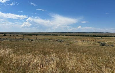 /international/us/0-smugglers-way-lusk-wy-110101124406/