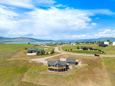 /international/us/132-skyview-lane-polson-mt-110106916781/