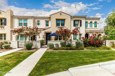 /international/us/4077-s-sabrina-drive-chandler-az-110107264310/
