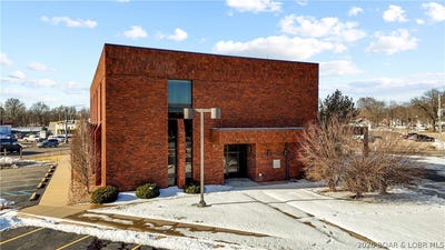 /international/us/101-business-54-eldon-mo-110105886779/