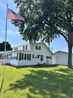 /international/us/357-plank-road-hudson-mi-110107872543/