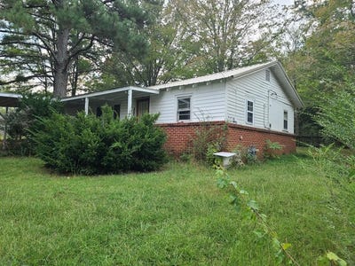 /international/us/111-easy-street-big-sandy-tn-110102472540/