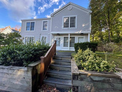 /international/us/432-south-street-bennington-vt-110120122919/