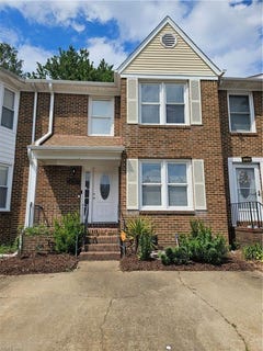 /international/us/4306-thomas-lane-chesapeake-va-110108121656/