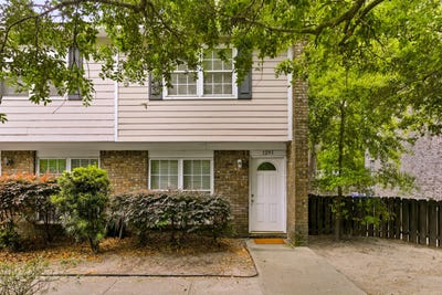 /international/us/1291-mathis-ferry-road-mount-pleasant-sc-110107714362/