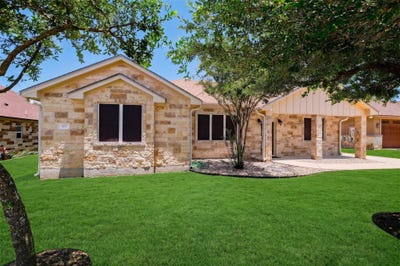 /international/us/100-magan-ln-jarrell-tx-110108298554/