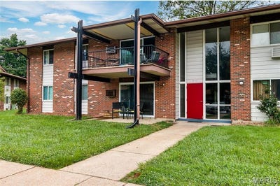 /international/us/8733-sieloff-drive-hazelwood-mo-110100928765/