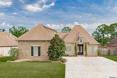 /international/us/10561-creek-haven-ln-denham-springs-la-110099774446/