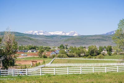 /international/us/1537-stewart-lane-lot-4-kamas-ut-110102149014/