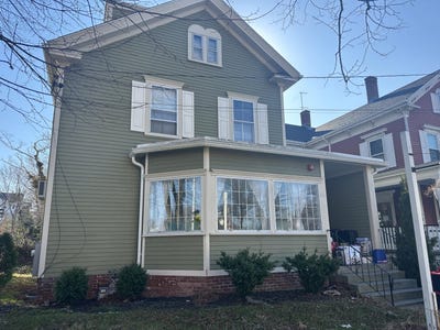 /international/us/96-court-street-plymouth-ma-110107383632/