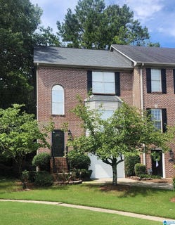 /international/us/222-meadow-croft-circle-birmingham-al-110119663587/