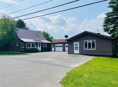 /international/us/27-reach-road-presque-isle-me-110108169395/