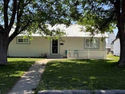 /international/us/209-main-yuma-co-110108821523/