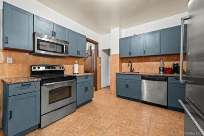 /international/us/3121-sedgwick-avenue-bronx-ny-110108632351/