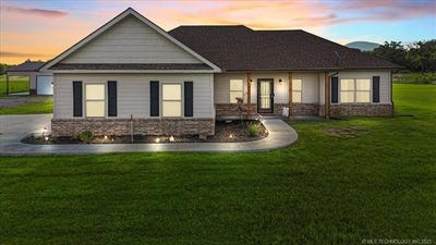 /international/us/32160-midway-road-poteau-ok-110100966869/