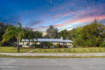 /international/us/2118-gillis-street-palatka-fl-110100804952/