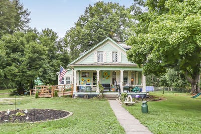 /international/us/609-dryden-road-zanesville-oh-110119988388/