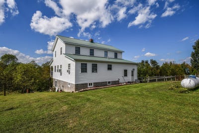 /international/us/4460-oak-ridge-road-vanceburg-ky-110095018831/