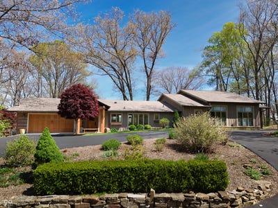 /international/us/488-town-hill-road-e-nashville-in-110107476712/