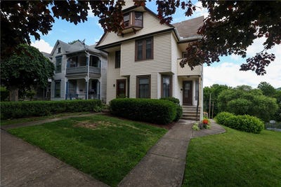 /international/us/211-w-1st-street-corning-ny-110109041153/