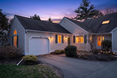 /international/us/106-pine-hill-boulevard-mashpee-ma-110107477030/