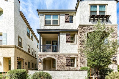/international/us/1747-e-chelsea-lane-gilbert-az-110106946107/