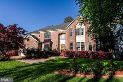 /international/us/8103-haddington-court-fairfax-station-va-110107910408/