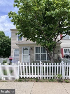 /international/us/19015-lark-song-terrace-germantown-md-110108533578/