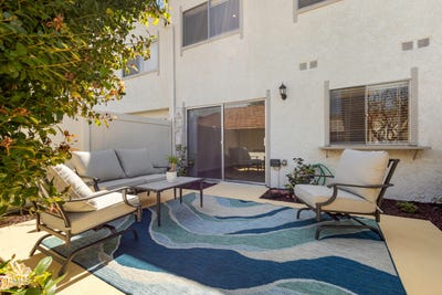 /international/us/272-green-moor-place-thousand-oaks-ca-110107207368/