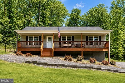 /international/us/227-mountain-heights-road-front-royal-va-110108543227/