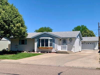 /international/us/1435-east-6th-street-ogallala-ne-110108938147/