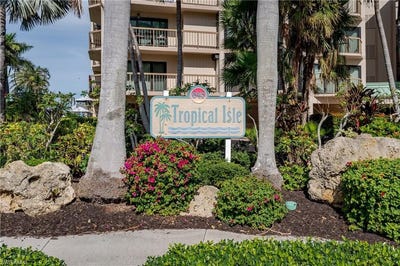 /international/us/845-collier-ct-marco-island-fl-110096604165/