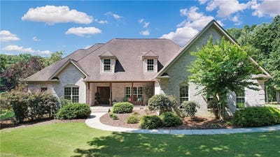 /international/us/3497-summit-lakes-drive-browns-summit-nc-110101332093/